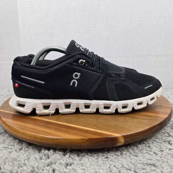 On Running Womens 9.5 Cloud 5 Black White Athletic Casual Gym Daily Running Shoe - Picture 3 of 12